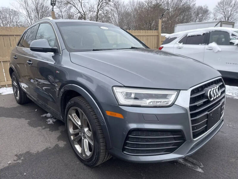 2016 Audi Q3 2.0T quattro Prestige