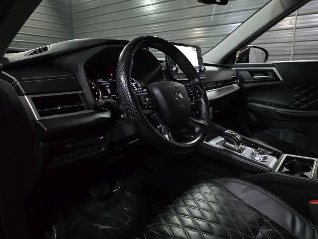 2022 Mitsubishi Outlander SEL