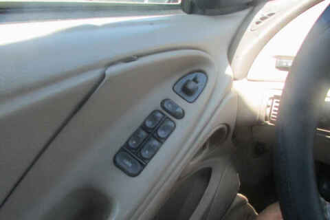 2000 Ford Mustang
