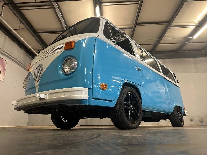 1977 Volkswagen Bus
