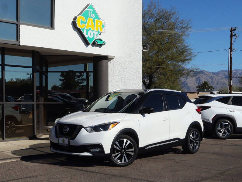 2020 Nissan Kicks SR