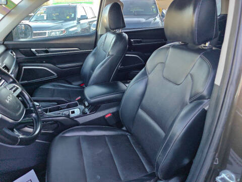 2022 Kia Telluride S