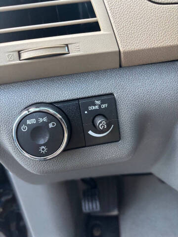 2011 Chevrolet Traverse LT