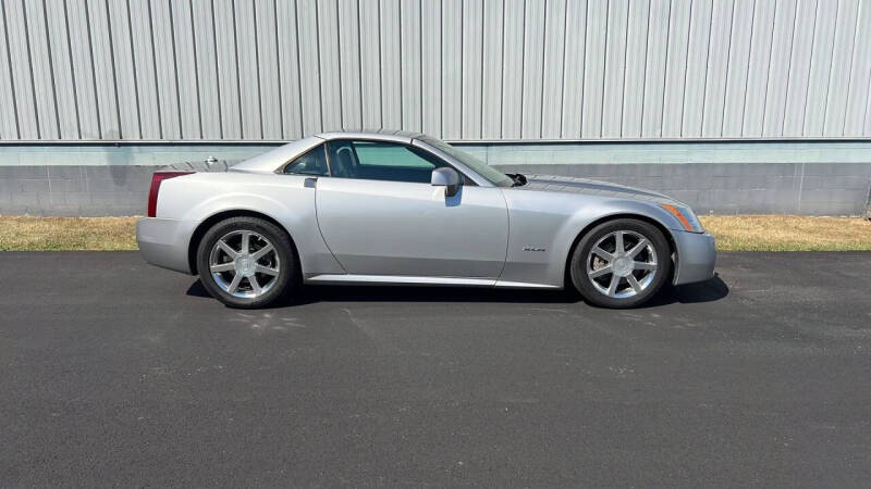 2005 Cadillac XLR