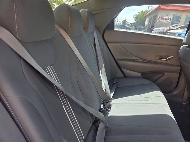2023 Hyundai Elantra