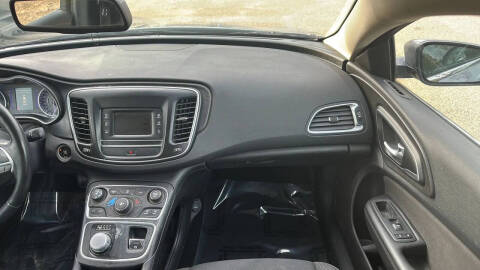 2016 Chrysler 200