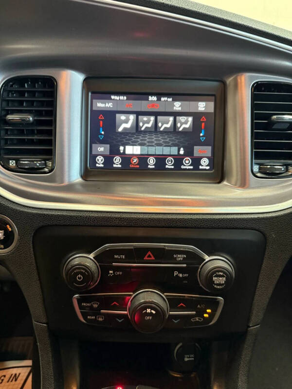 2019 Dodge Charger SXT