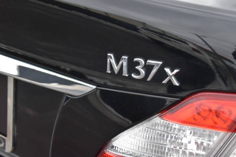 2012 Infiniti M37 x