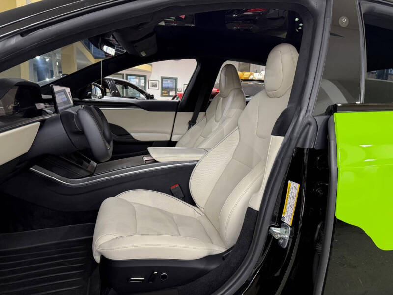 2021 Tesla Model S Plaid