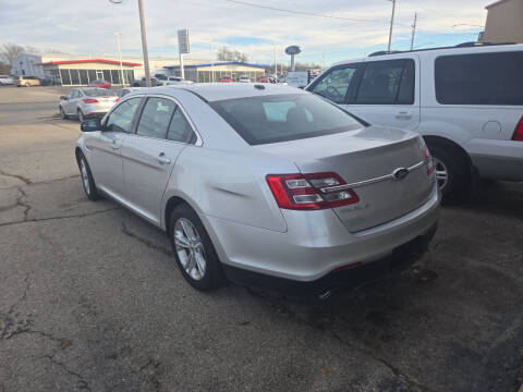 2013 Ford Taurus SEL