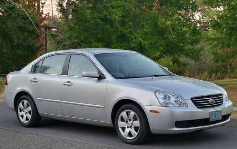 2007 Kia Optima for sale at CLEAR CHOICE AUTOMOTIVE in Milwaukie OR