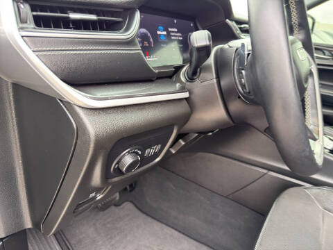 2022 Jeep Grand Cherokee Altitude