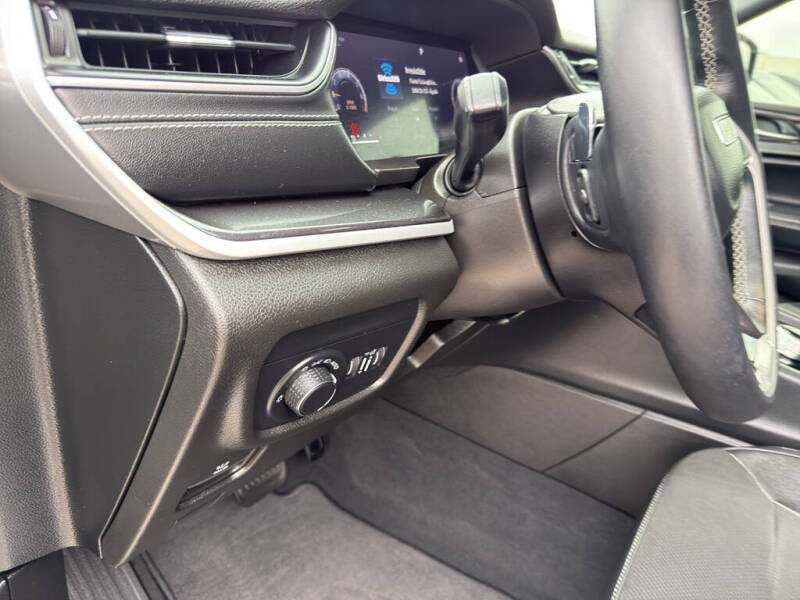 2022 Jeep Grand Cherokee Altitude