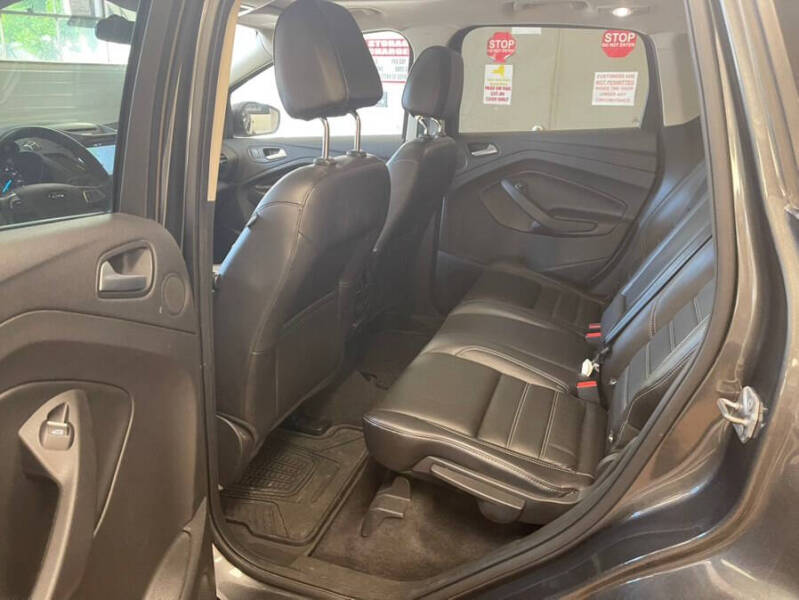 2017 Ford Escape SE
