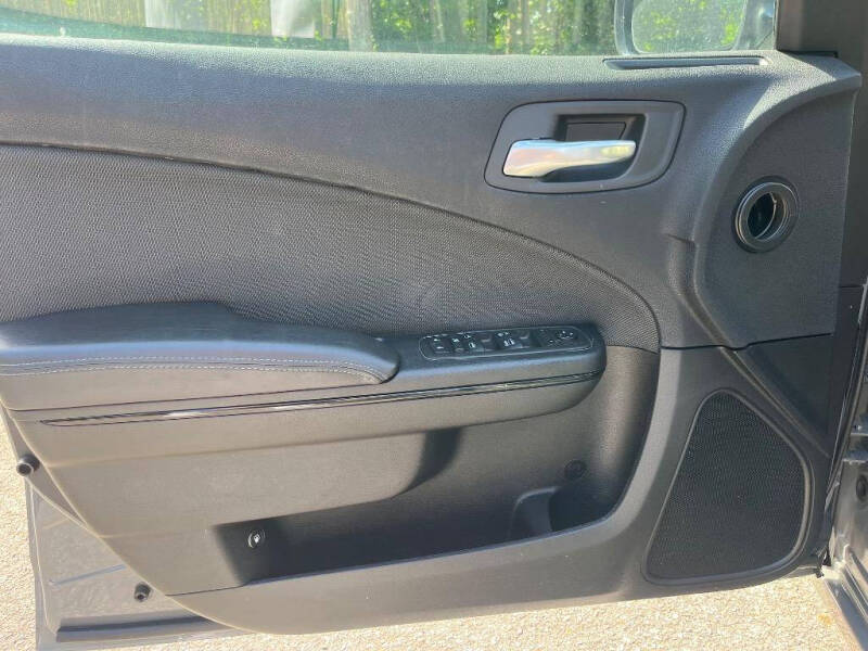 2018 Dodge Charger SXT