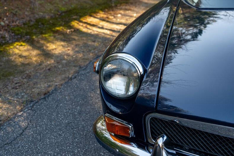 1973 MG B