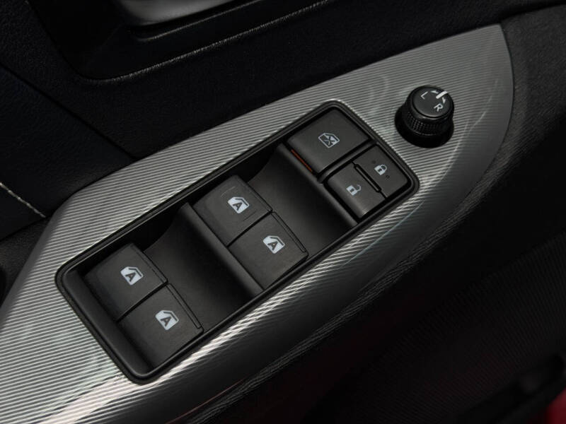 2017 Toyota Sienna SE 8-Passenger