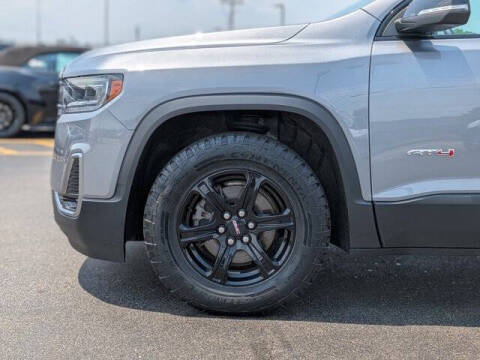 2022 GMC Acadia AT4