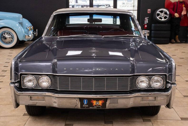 1967 Lincoln Continental
