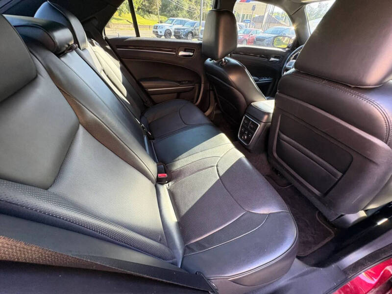 2014 Chrysler 300 C