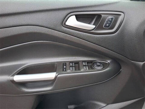 2017 Ford C-MAX Energi SE