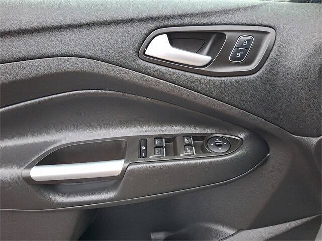 2017 Ford C-MAX Energi SE