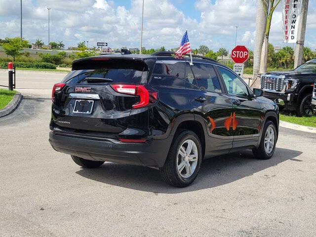 2023 GMC Terrain SLE