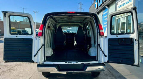 2017 GMC Savana 2500