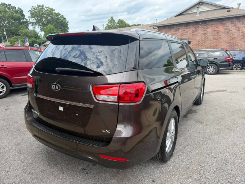 2017 Kia Sedona LX