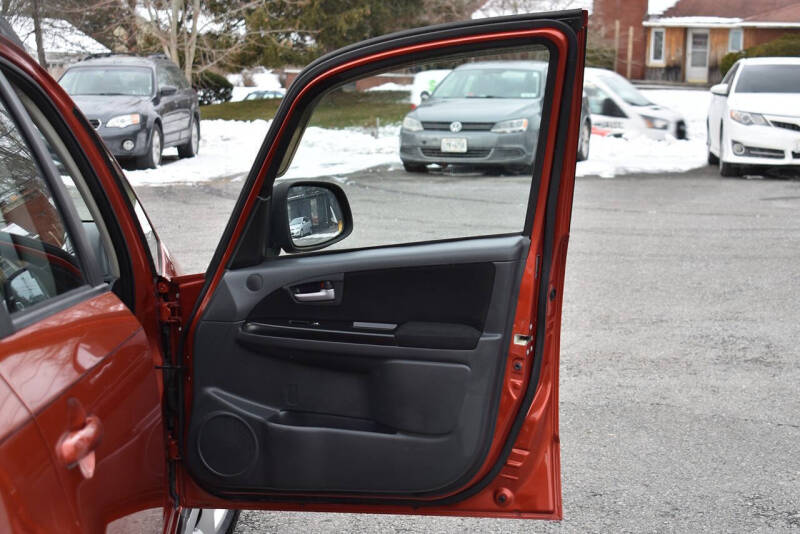 2010 Suzuki SX4 Crossover