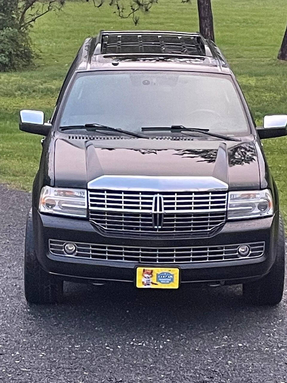 2010 Lincoln Navigator for sale at Town Auto Inc in Clifton Park, NY