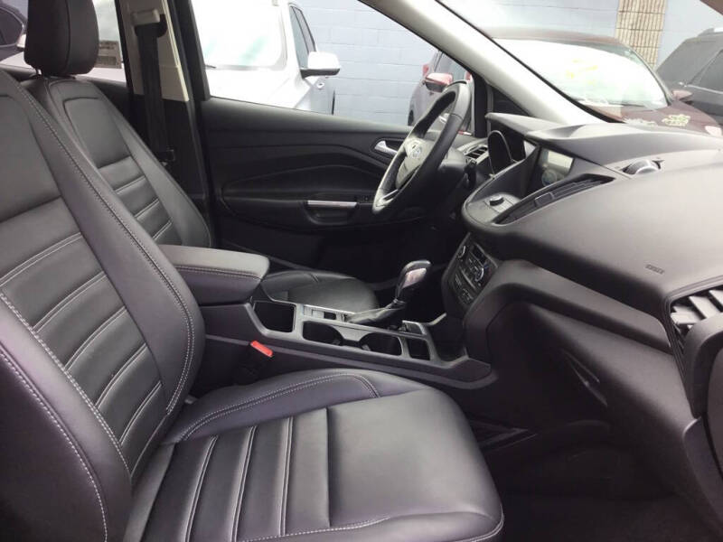 2019 Ford Escape SEL