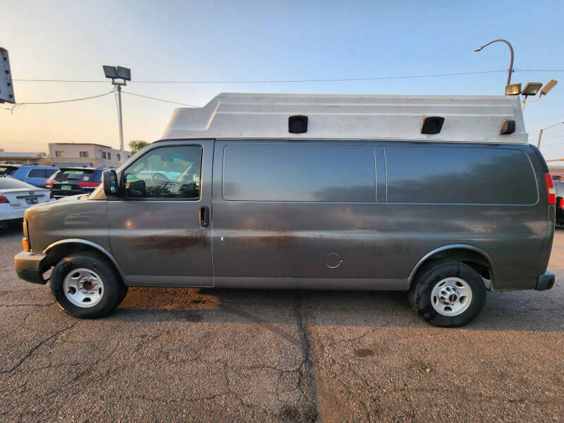 2017 GMC Savana 3500