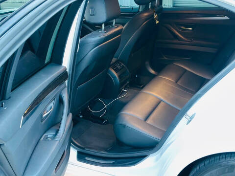 2016 BMW 5 Series 528i