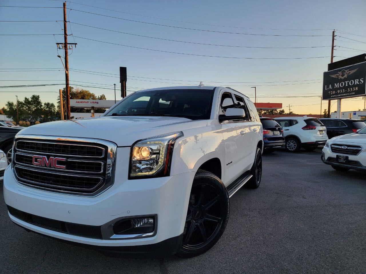White 2019 GMC Yukon SLT 4x4 SLT 4dr SUV 1