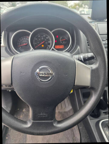 2012 Nissan Versa 1.8 S