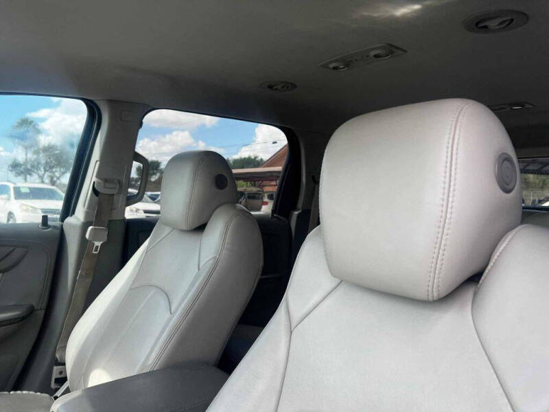 2015 GMC Acadia SLT-1