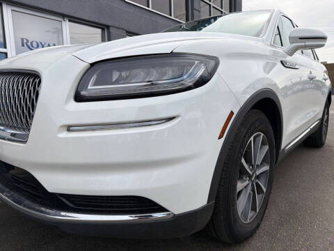 2022 Lincoln Nautilus Standard