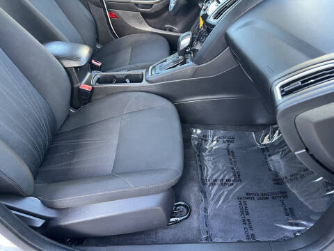 2017 Ford Focus SEL