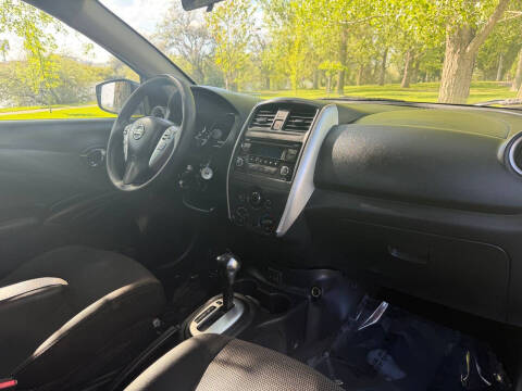 2017 Nissan Versa 1.6 S