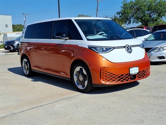 2025 Volkswagen ID. Buzz Pro S Plus 4Motion