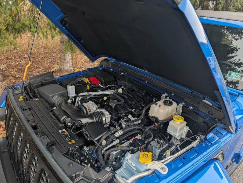 2022 Jeep Gladiator Willys Sport