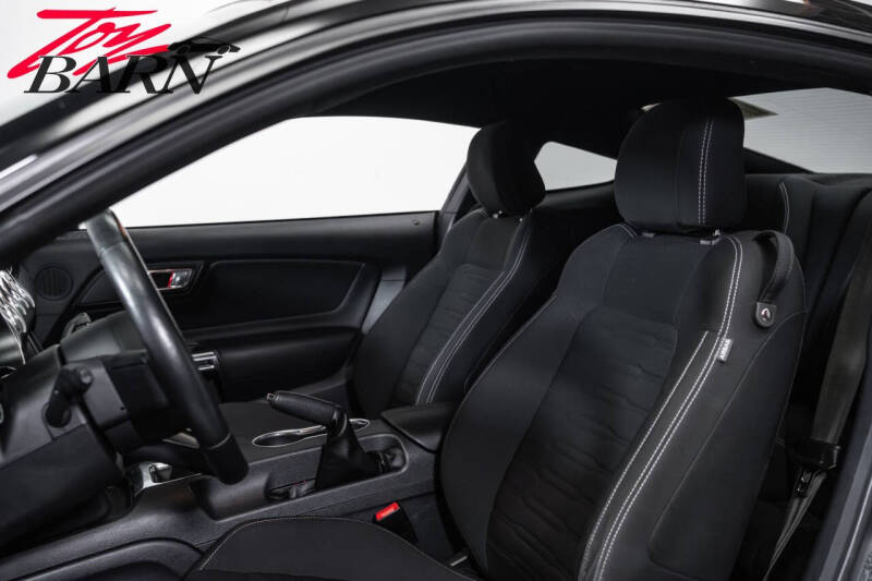2022 Ford Mustang Mach 1