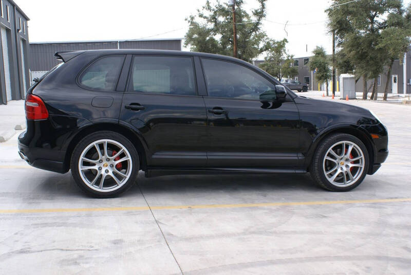 2009 Porsche Cayenne GTS