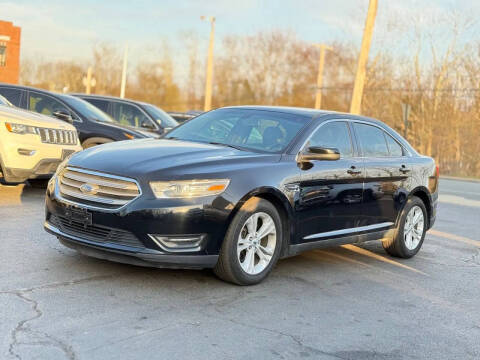 2016 Ford Taurus SEL