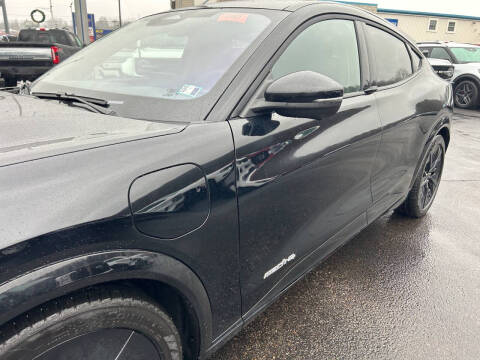 2025 Ford Mustang Mach-E GT