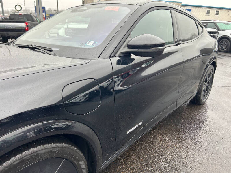 2025 Ford Mustang Mach-E GT