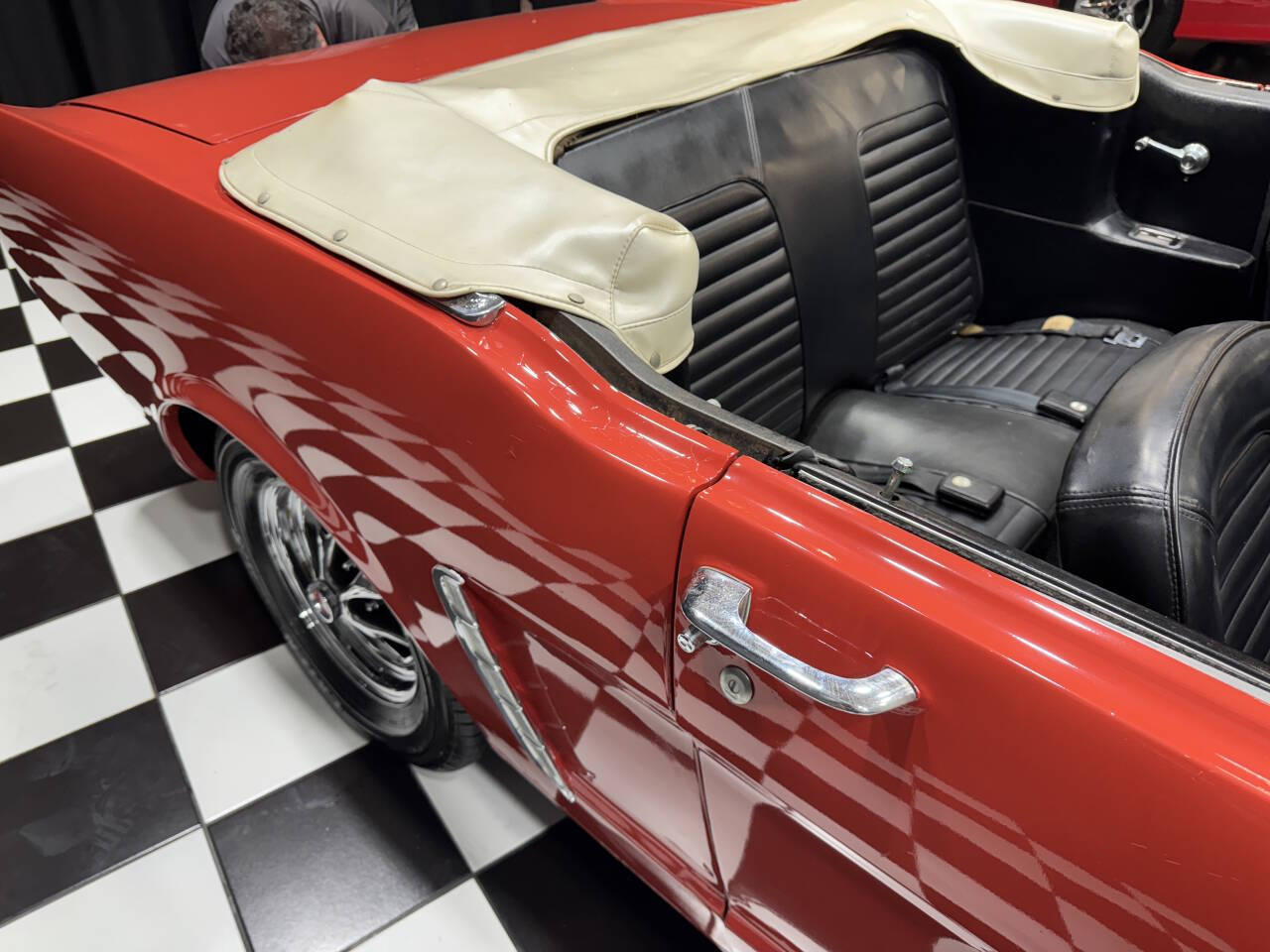 1965 Ford Mustang 20