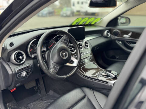 2015 Mercedes-Benz C-Class C 300