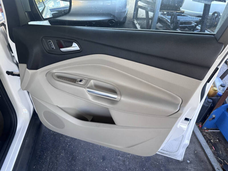 2014 Ford C-MAX Energi SEL